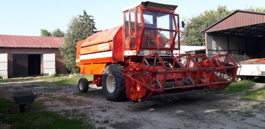 Kombajn zbożowy Fahr 1302