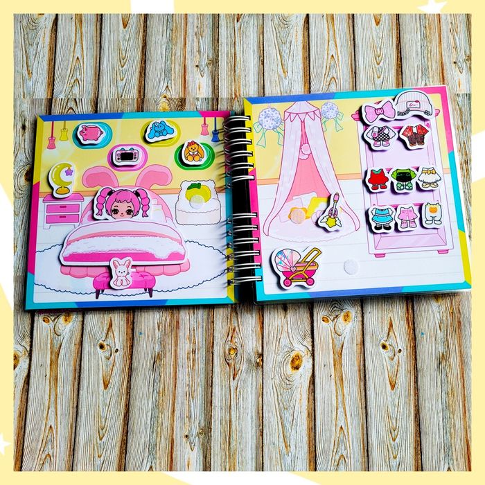 Książka na rzepy Toca Boka domek koleżanek FRIENDS. Lamibook