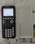 Texas Instrument ti 84 Plus CE