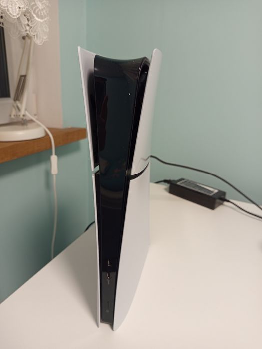 Ps5 slim digital+ słuchawki steel series nova 3