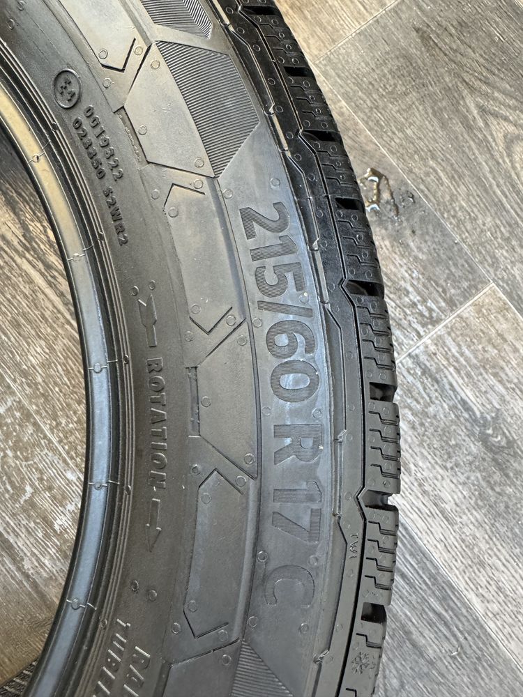 Шини Continental 215/60/R17C