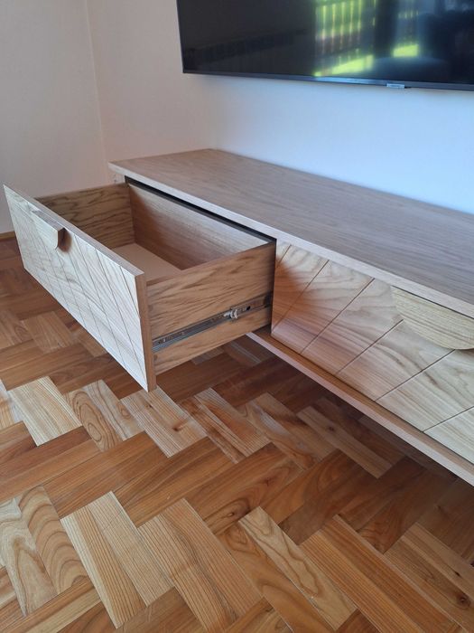 Szafka RTV 150cm drewniana, w skandynawskim stylu (pod TV)