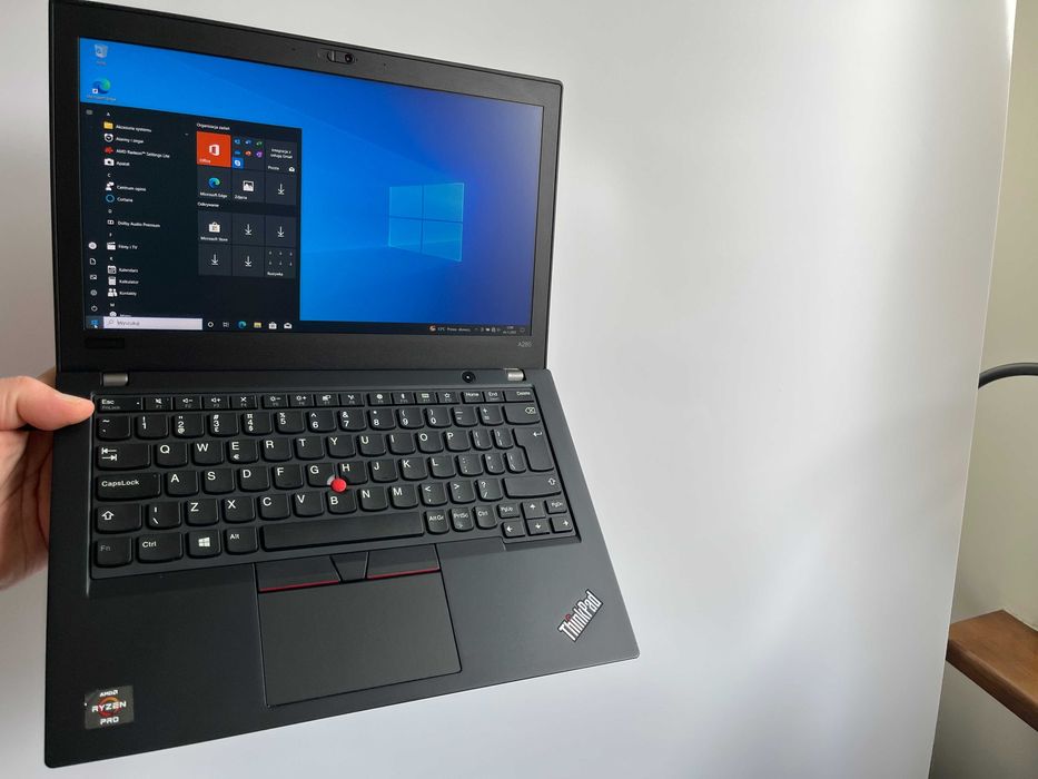 Laptop Lenovo ThinkPad A285 Ryzen 5 Pro 2500U 16/256GB 10P FV23%