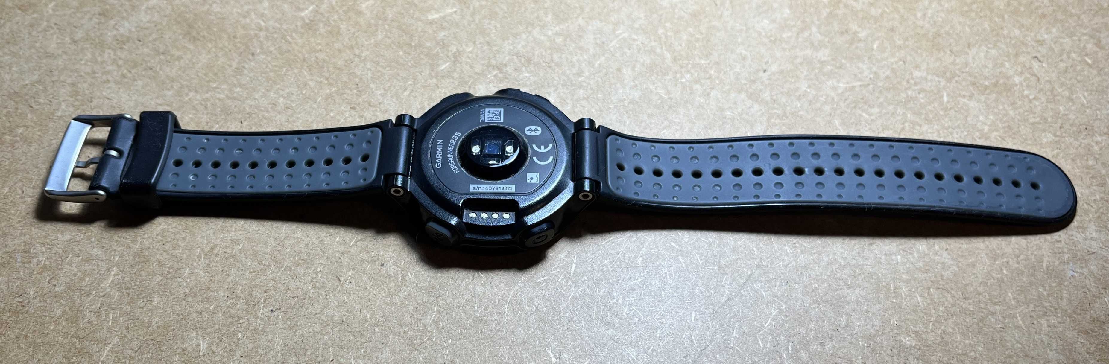 Garmin Forerunner 235