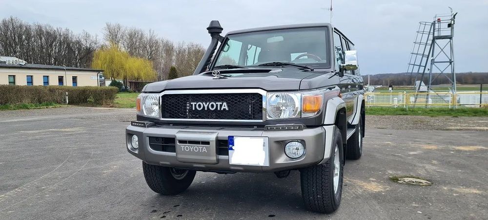 Toyota Land Cruiser Toyota Land Cruiser VDJ76 - NOWY