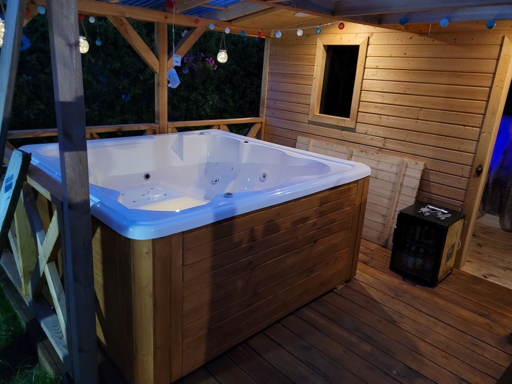 Jacuzzi COMFORT Piec ze stali nierdzewnej opalany drewnem balia bania