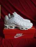 "Buty damskie Trampki"Nike_Air_Max_TN_Plus_Biały R.37.5