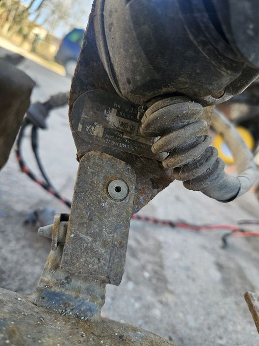 Hak holowniczy do przyczepki VW sharan galaxy Alhambra 2002r