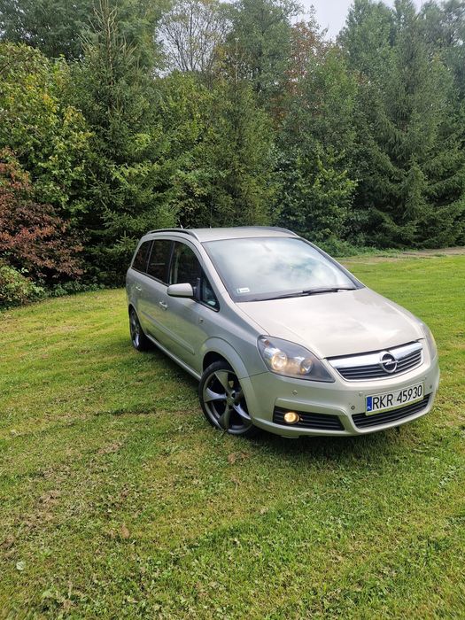 Opel Zafira 1.8 benzyna