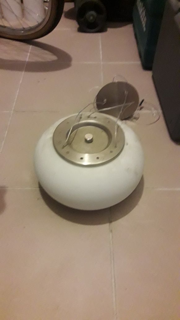 Lampy pokojowe białe