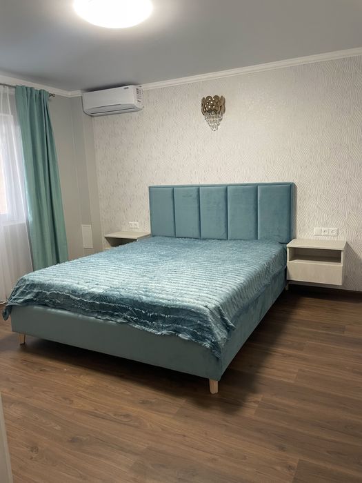 Посуточно номера с террасами,вид моря,квартиры,пляж 5 мин.Собственник