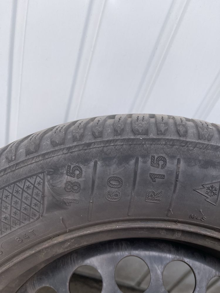 Felgi stalowe 5x100 z oponami zimowymi 185/60 R15  Audi Seat Skoda VW