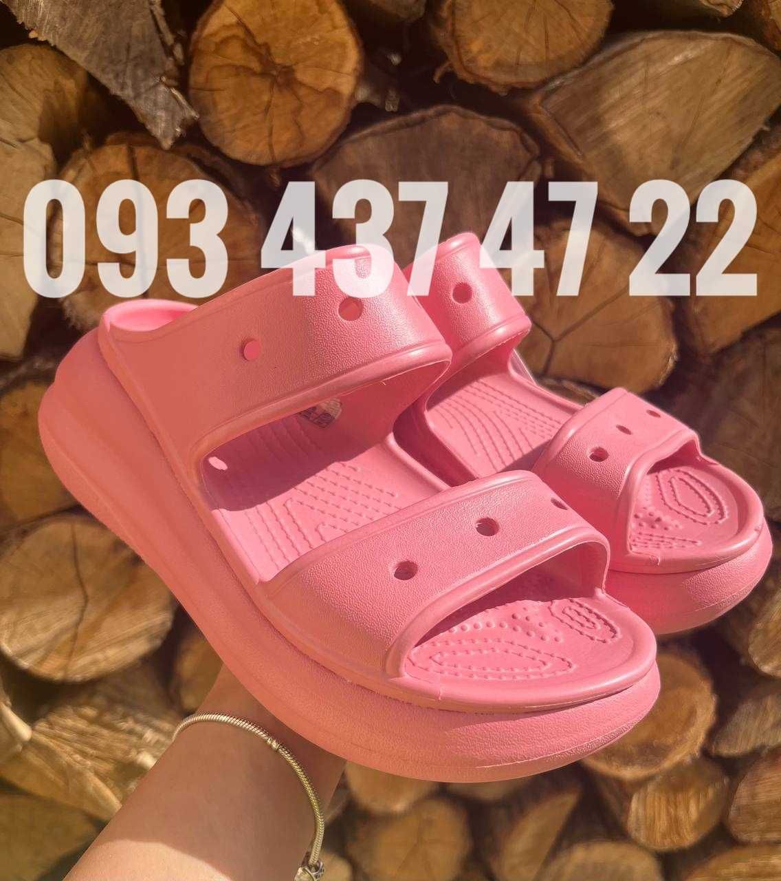 Жіночі Санндалі Crocs Classic Crush Sandal Original Новинка