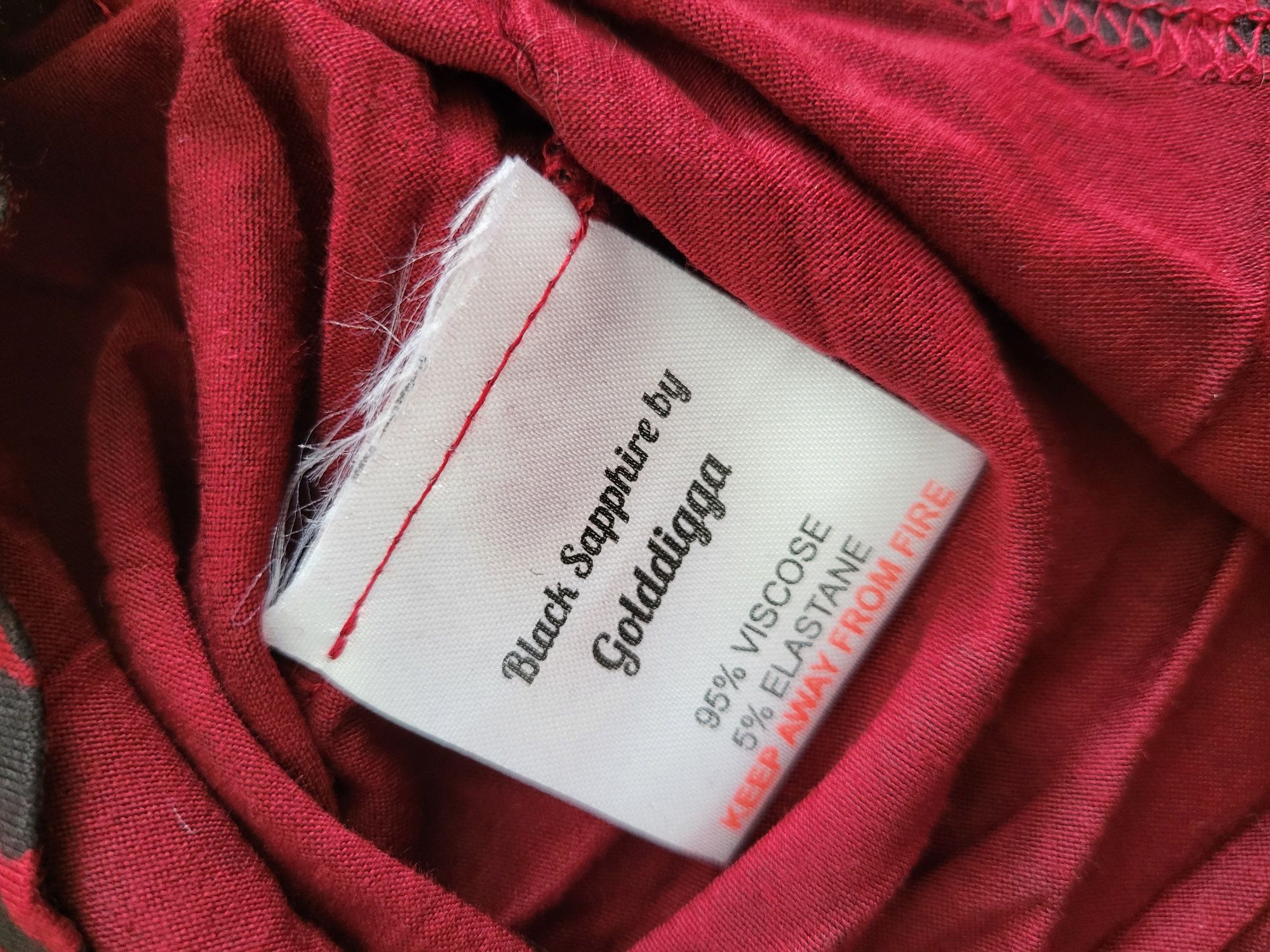 Sukienka z dlugim rękawem