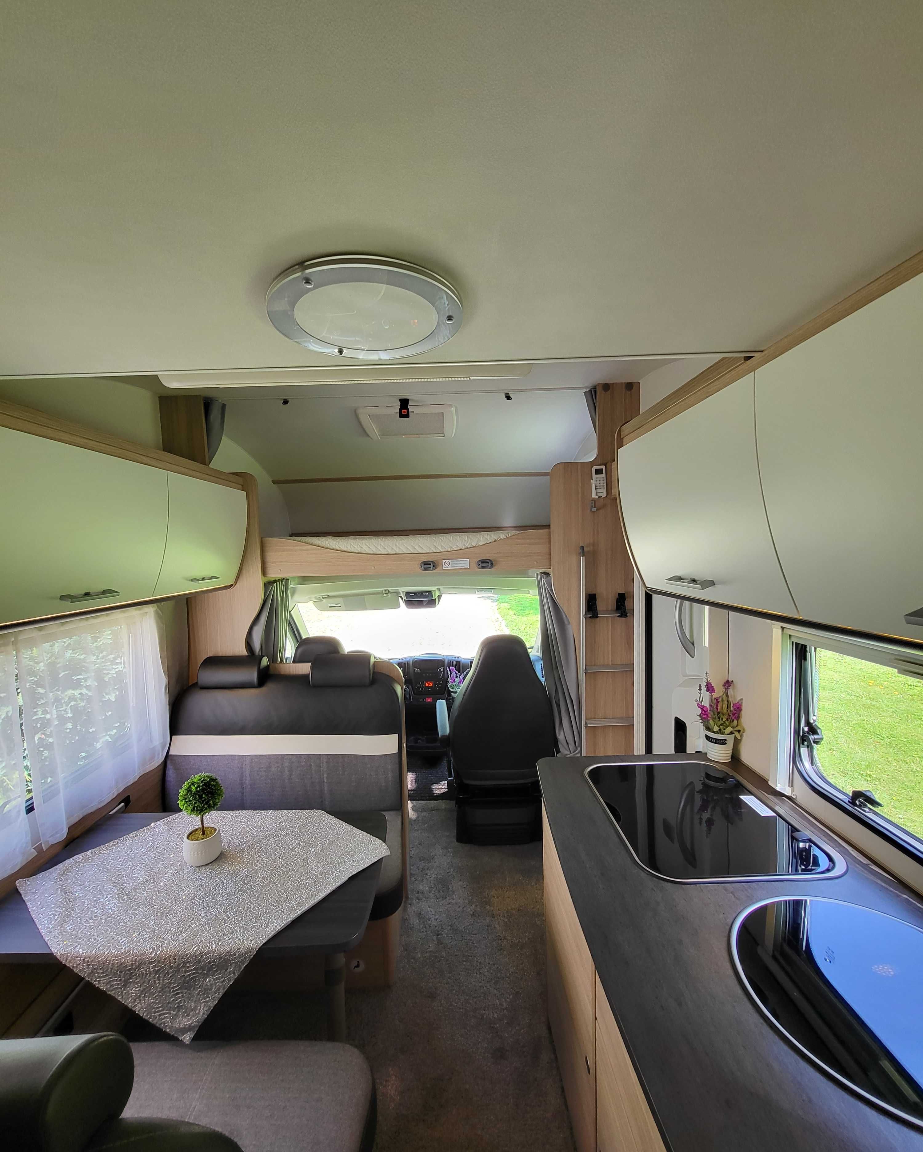 Kamper wynajem VIP 6 Przestronne Wnętrze Bogate Wyposażenie Camper