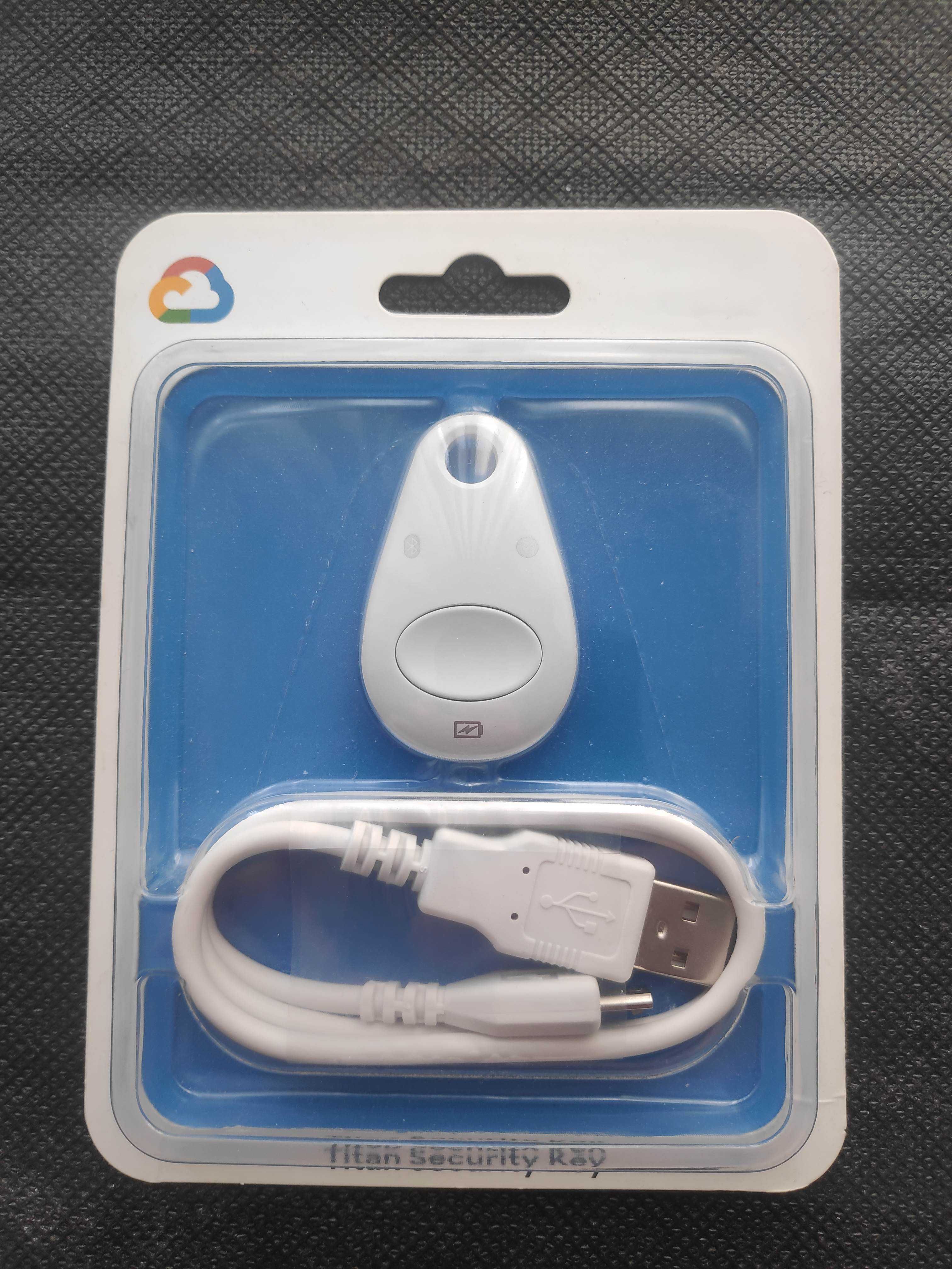 Titan Security Key K13T Bluetooth/NFC/USB  Google Cloud FIDO certified