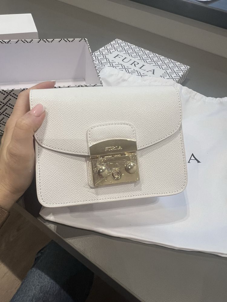 Сумка furla оригінальна (чорна,біла, коричнева, пудра)