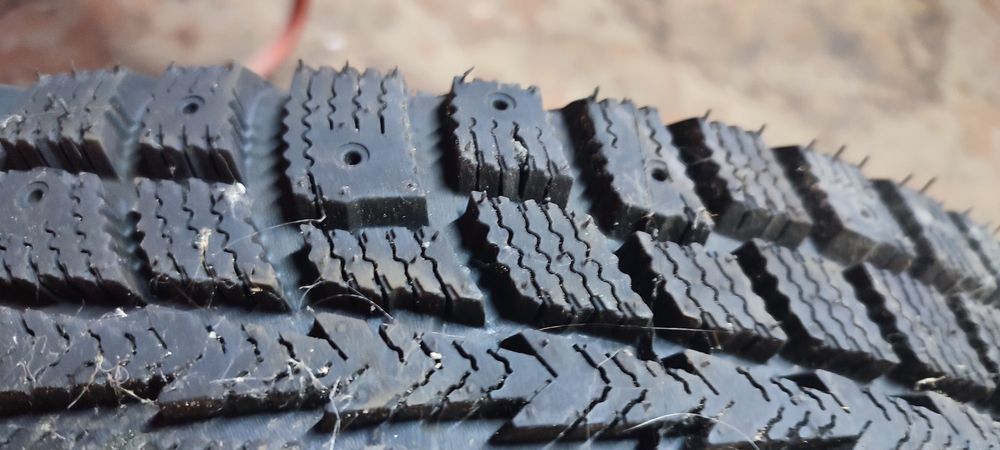 Колеса в сборе зима Славута Таврия 2 шт новые