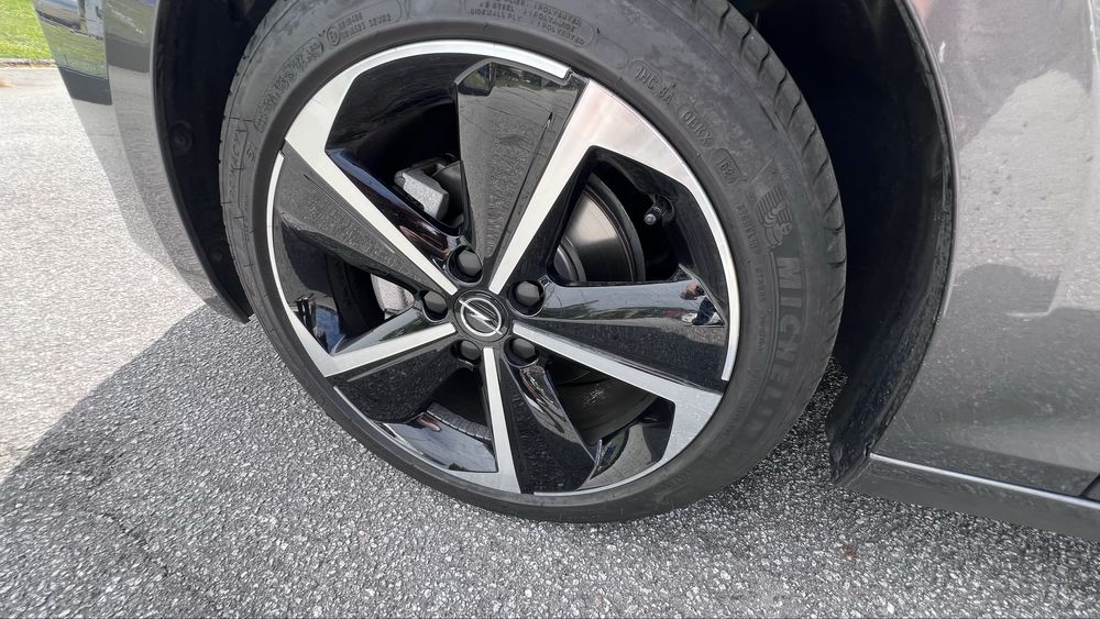 Opel astra edition 1.2T