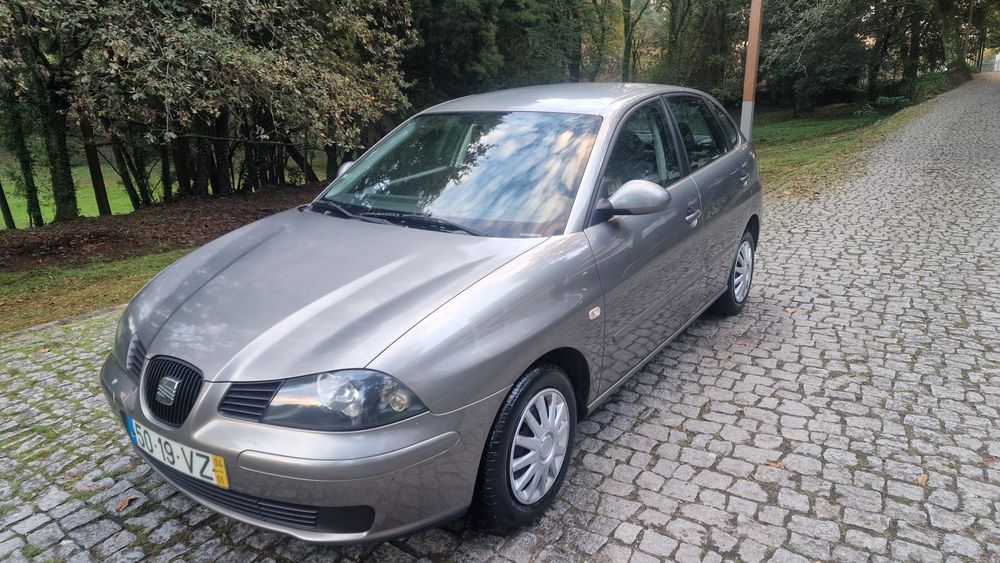 Seat ibiza 1.2 12V 70Cv gasolina
Ano 2004/01 Nacional