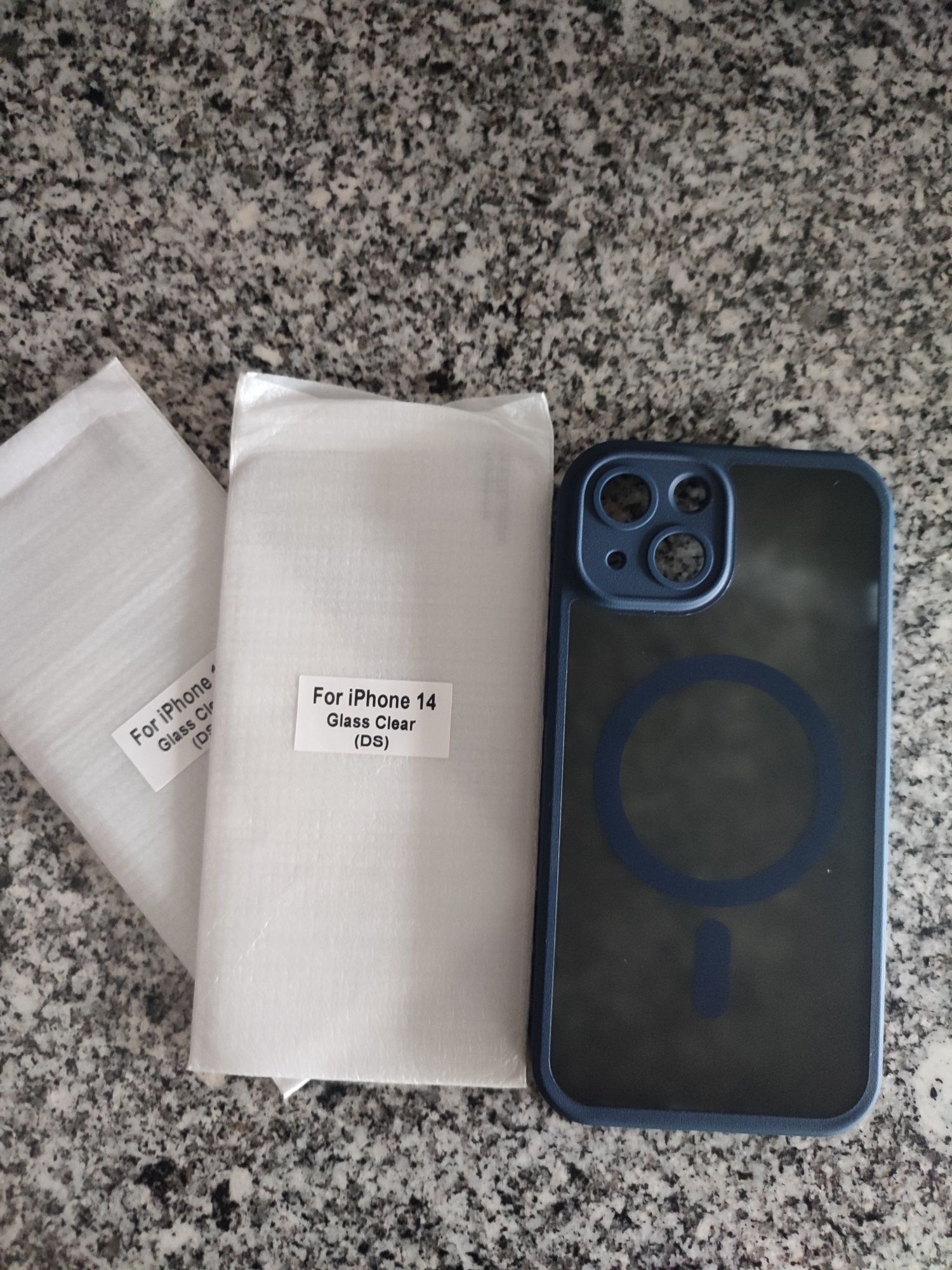 capa mag safe iPhone 14 e duas películas