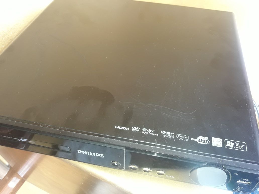 Домашний кинотеатр Philips HTS- 3373