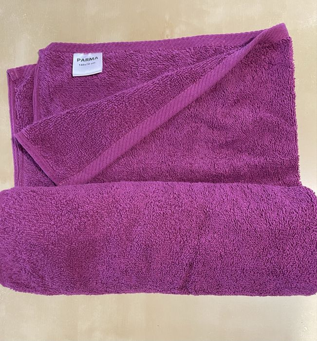 Ręczniki kąpielowe 140x70 cm nowe