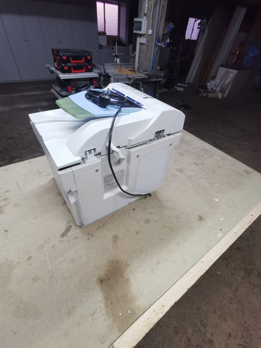 Impressora avariada para compor ou para peças