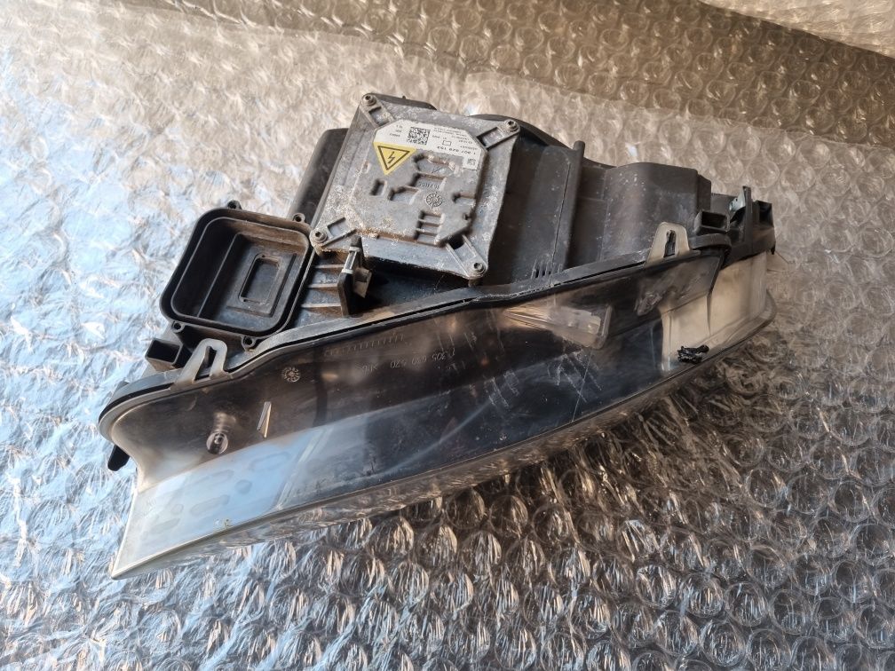 Lampa przod przednia Xenon  Bmw E92 E93