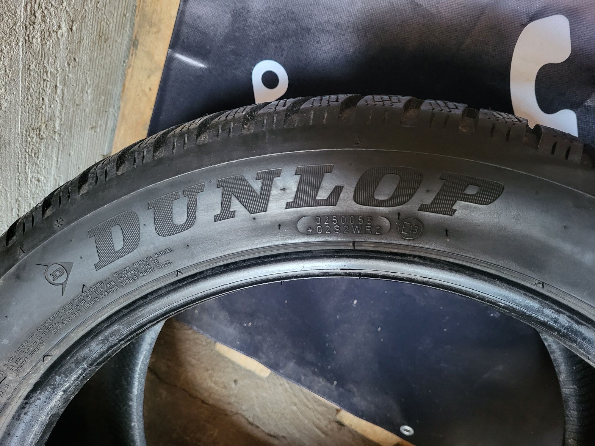Opony zimowe 225/45/18 Dunlop 7,5mm