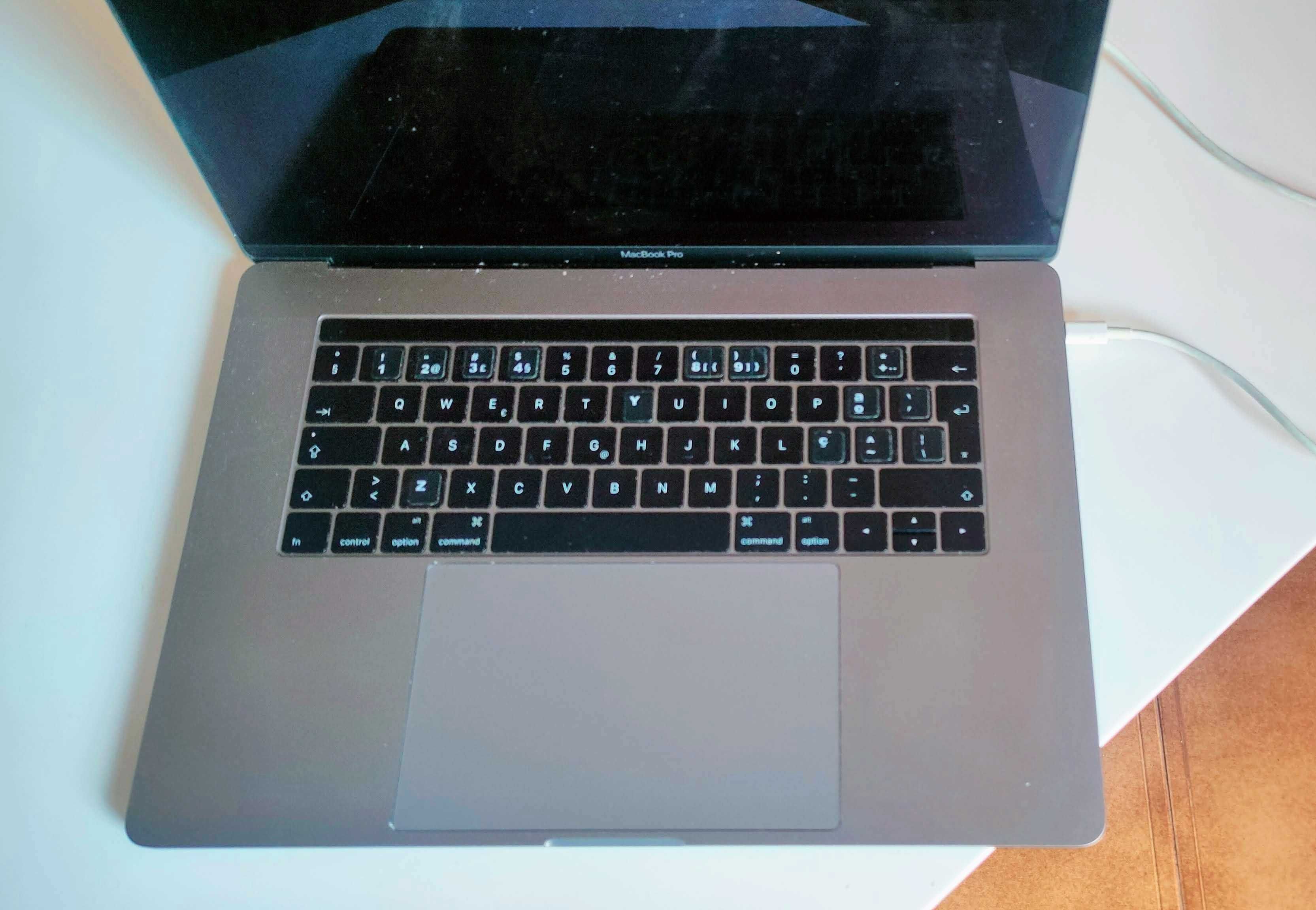 MacBook Pro para Peças