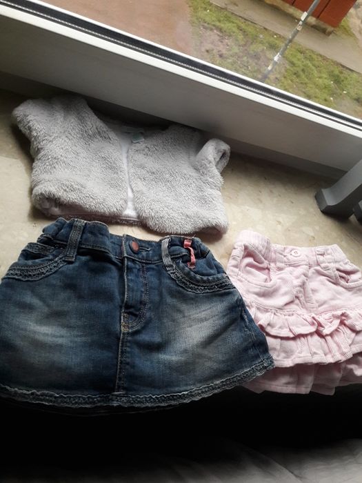 Śliczny zestaw dla dziewczynki 56-62. Dwie spodniczki i bolerko H&M