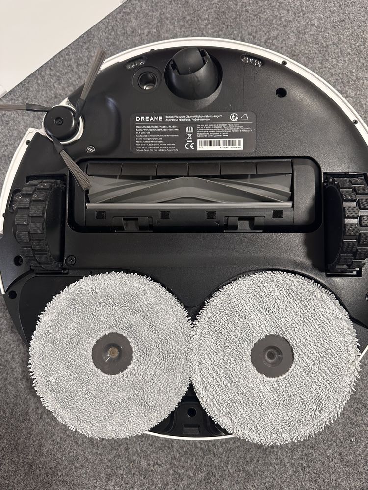 Robot sprzątający DREAME L40 ultra Nowy.