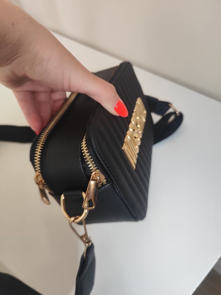 Torebka moschino nowa na codzien