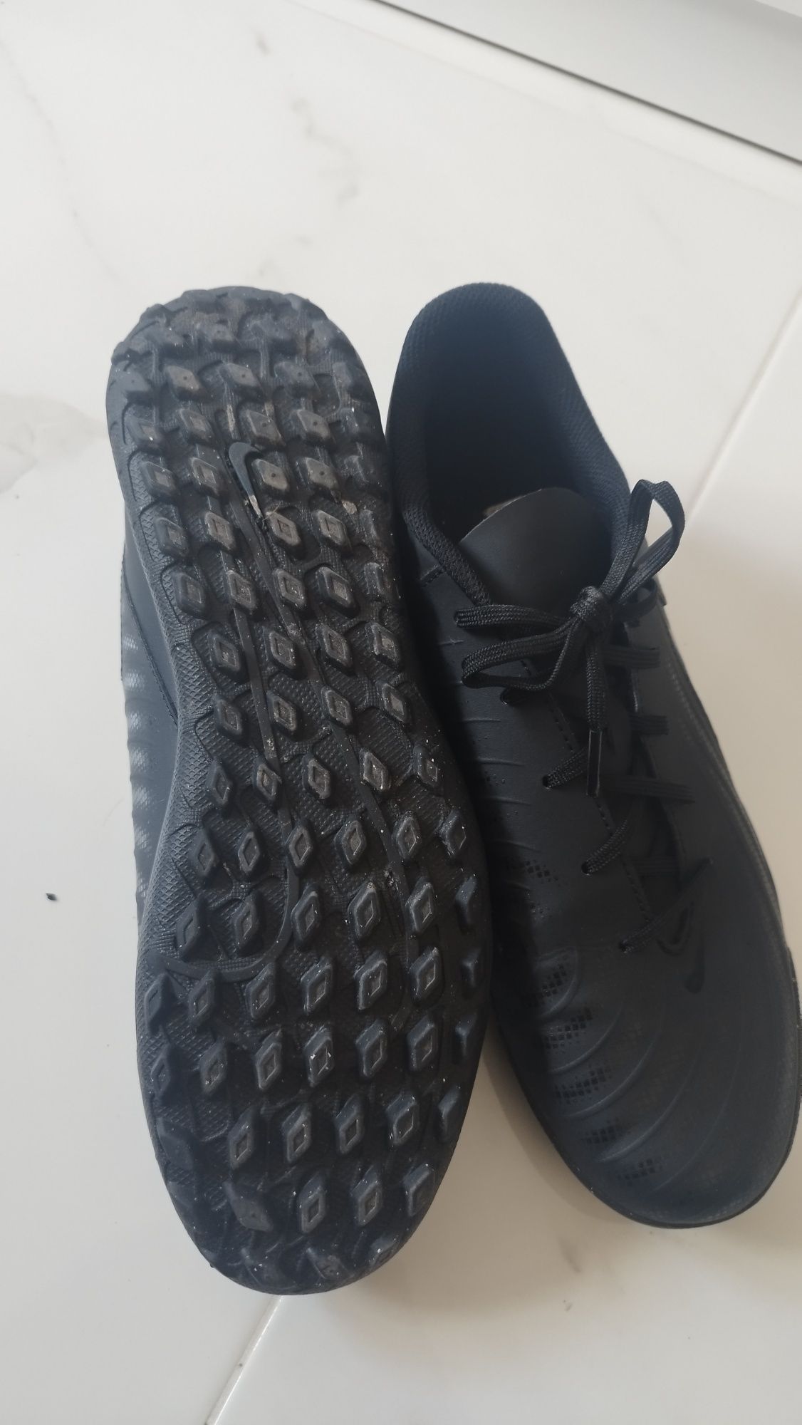 Chuteira Nike Phantom GX 2 Club
