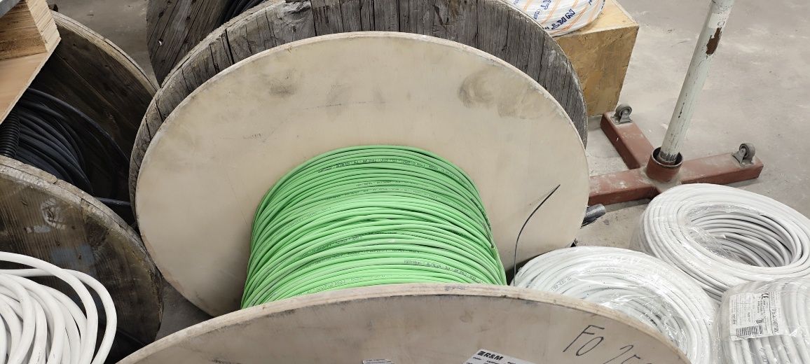 Światłowód firmy R&F Freenet 580m