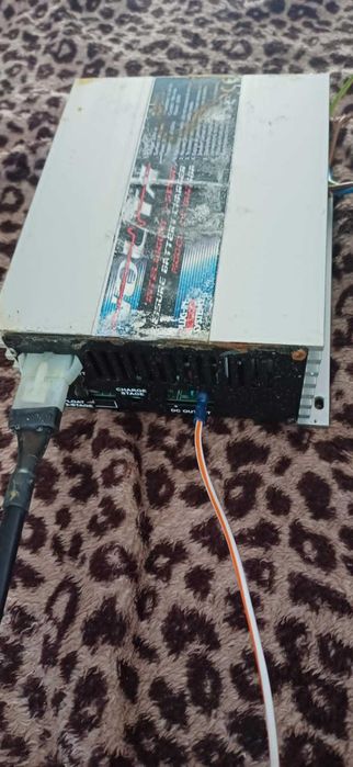 Zasilacz Przetwornica, Ładowarka 230V/ 12V przyczepa kempingowa kamper