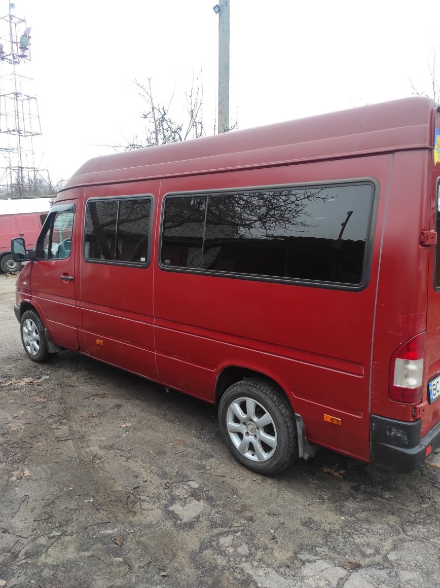 Mercedes sprinter 216 пассажир