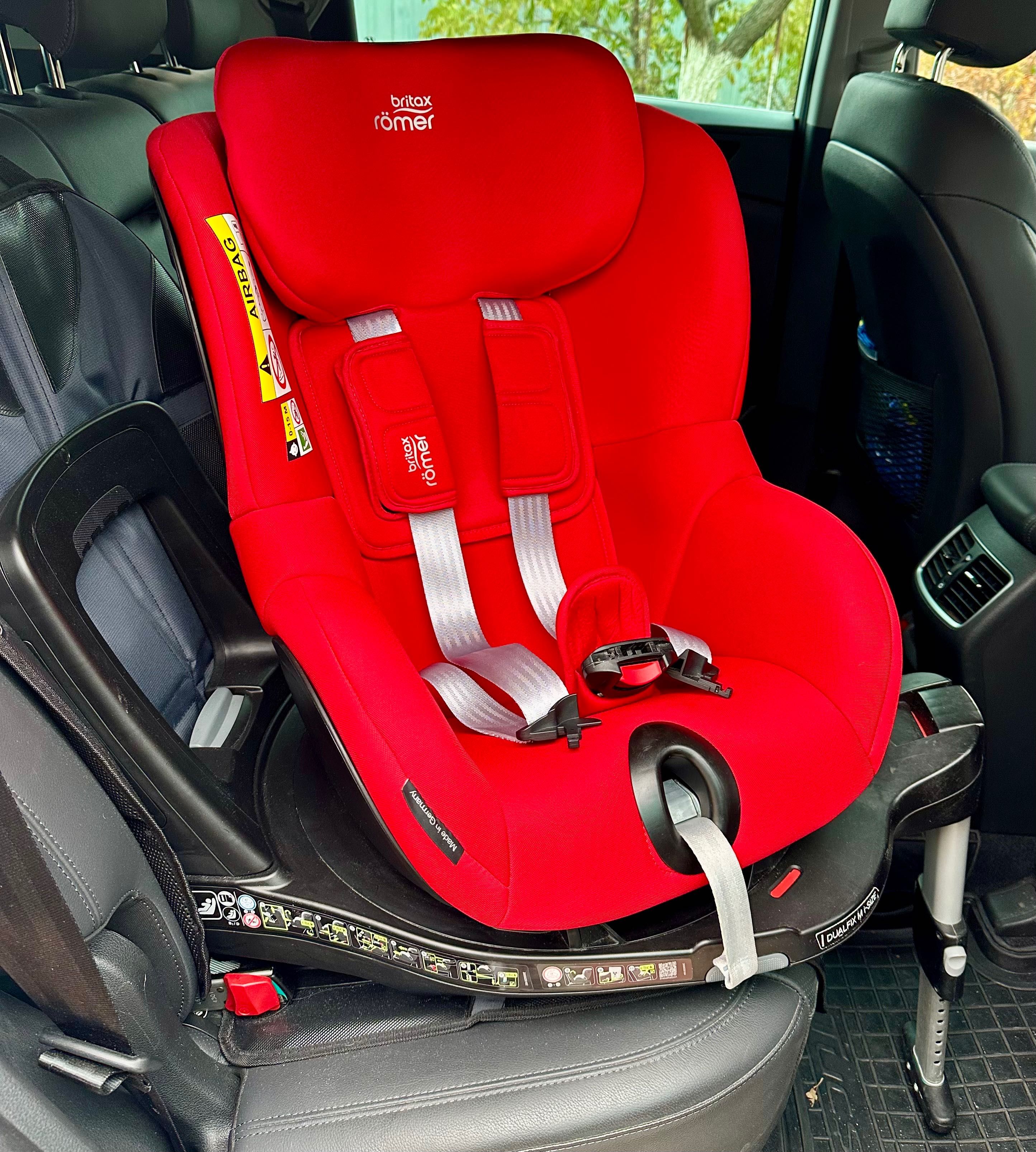 Автокрісло Britax-Romer Dualfix M I-Size Fire Red