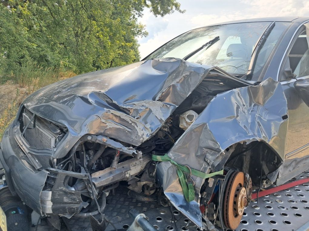 Ауді А4 3.0 акпп USA кватро 4×4 audi A4 повний привід