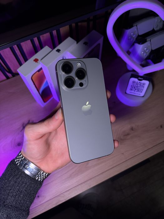iPhone 15 Pro 128 Gb + AirPods 4 у подарунок!