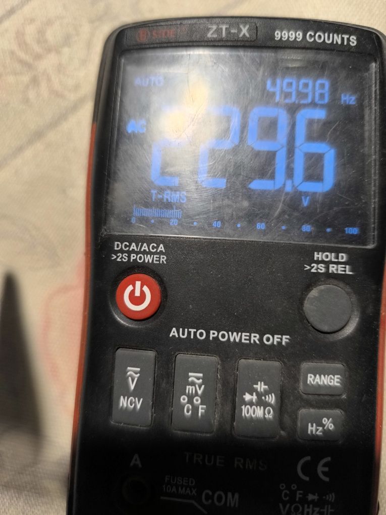 Автономний сонячний інвертор Must 3200W 24V 60A (PV18-3224VPM II)