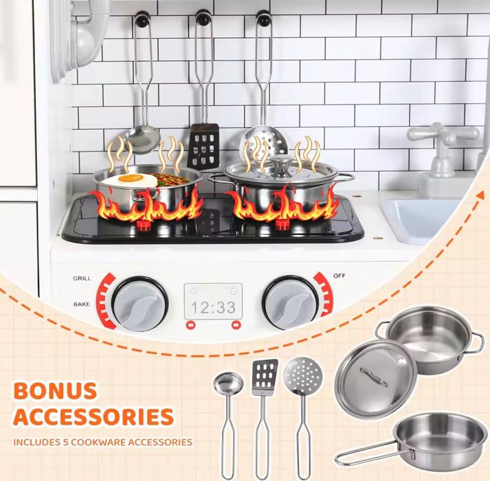 Деревʼяна кухня. Дитячий удаваний кухонний набір