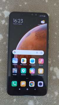 Смартфон Xiaomi Redmi 6 Pro.