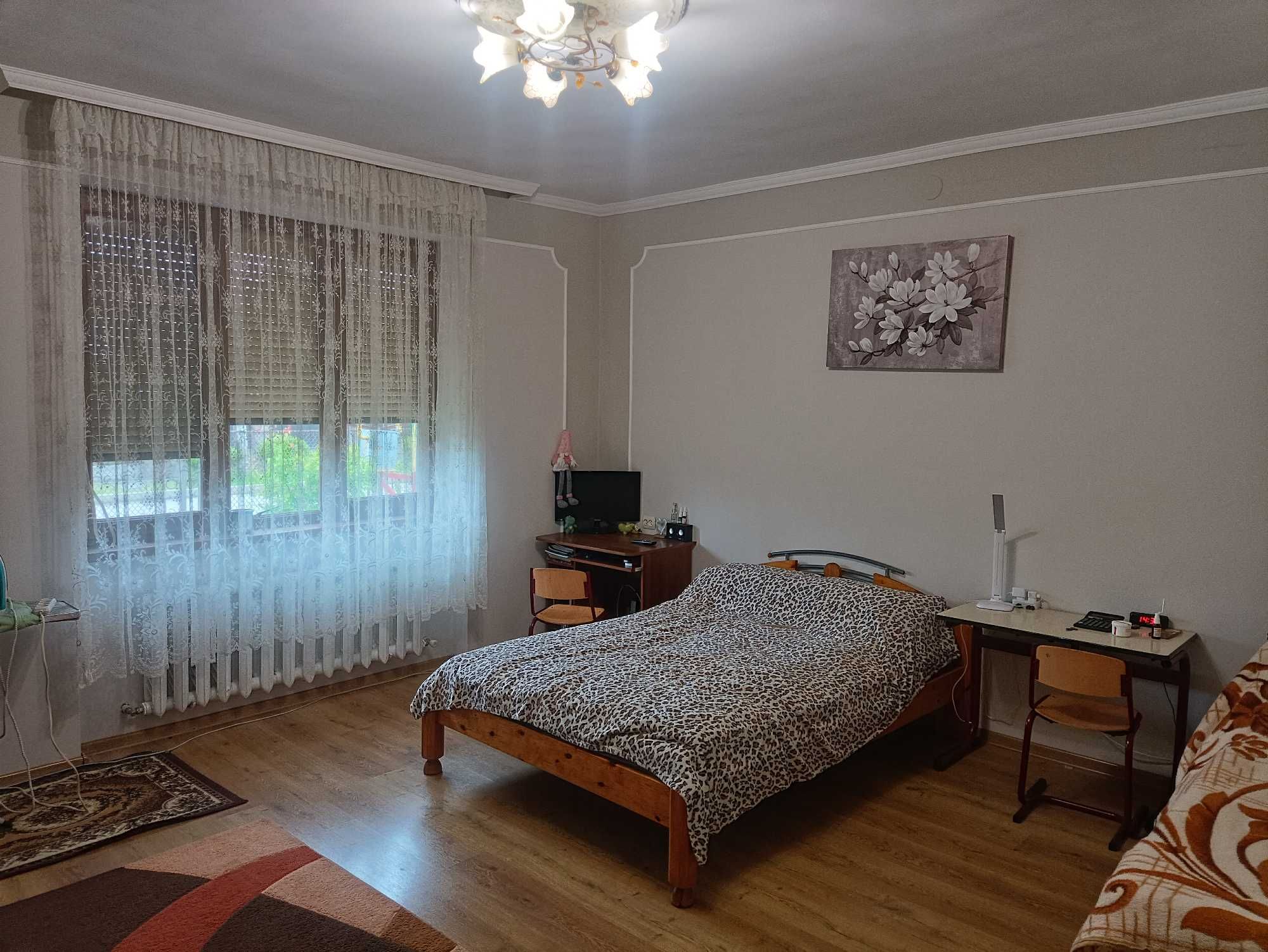 ПРОДАЖ 2х кімнатного БУДИНКУ 600 м від басейнів, один з КРАЩИХ РАЙОНІВ