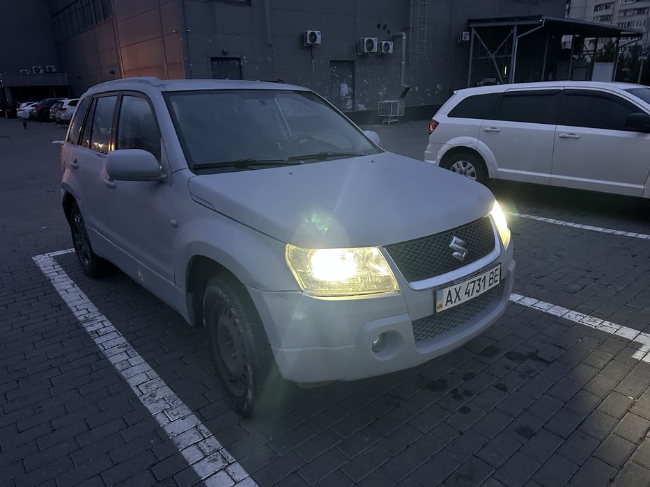 Suzuki vitara 2.0 бензин 2007