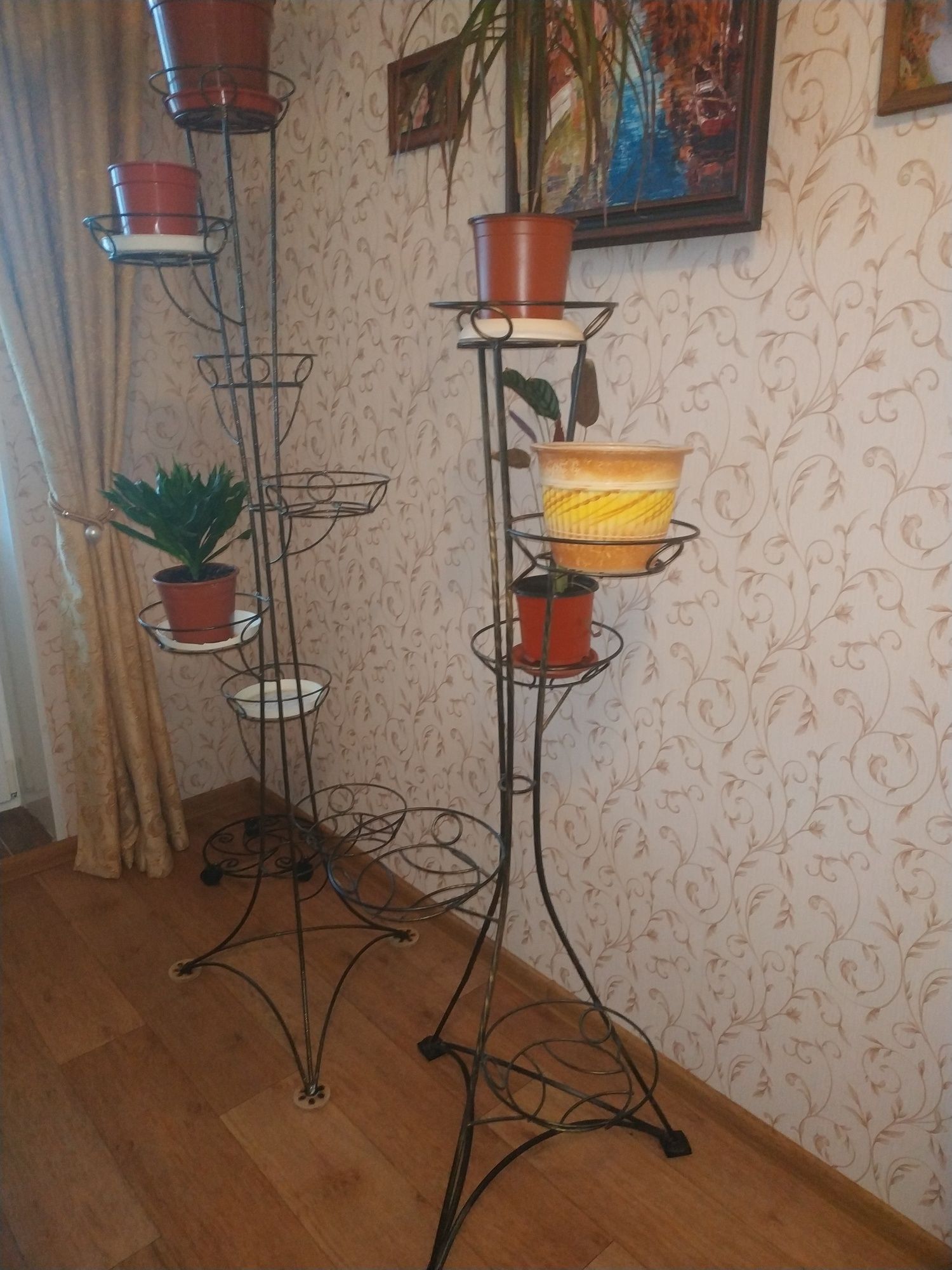 Подставка под цветы