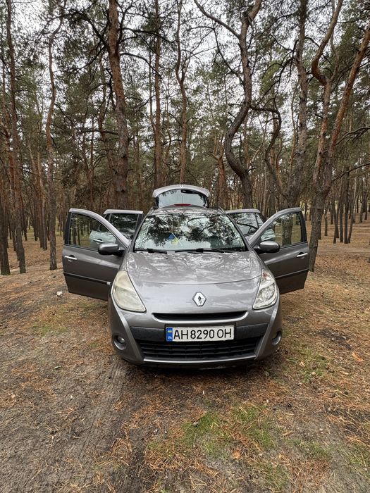 Продам Renault Clio 2010 року