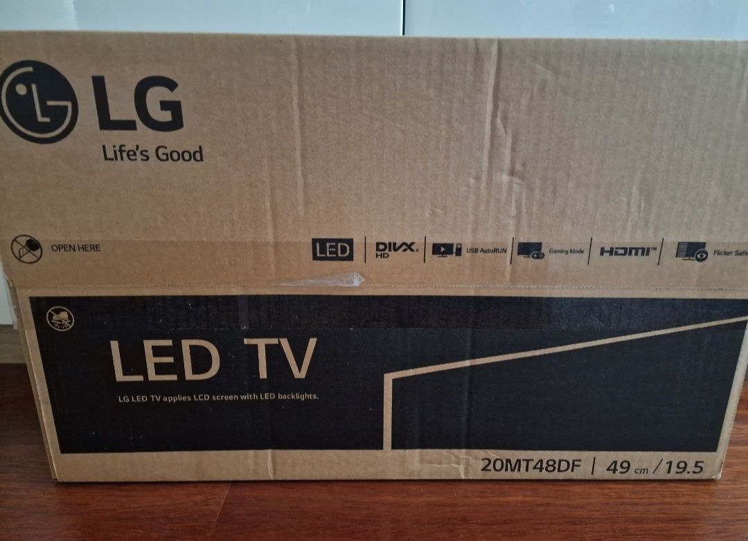 Tv lg nova na caixa e celado