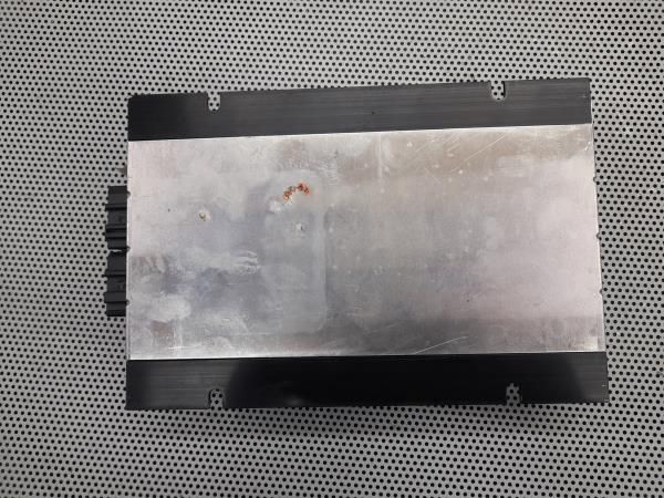 Amplificador de colunas VOLKSWAGEN Touran (1T)